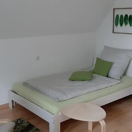 Apartman Mit 3 Schlafzimmern In Stukenbrock Schloß Holte-Stukenbrock