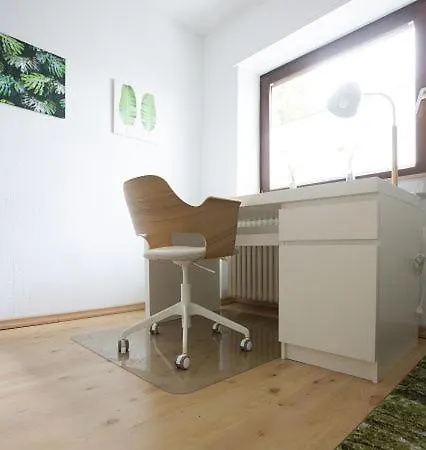 Ferienwohnung Mit 3 Schlafzimmern In Stukenbrock アパート