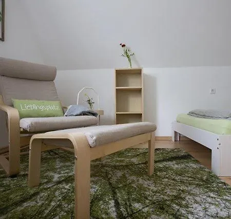 アパート Ferienwohnung Mit 3 Schlafzimmern In Stukenbrock *