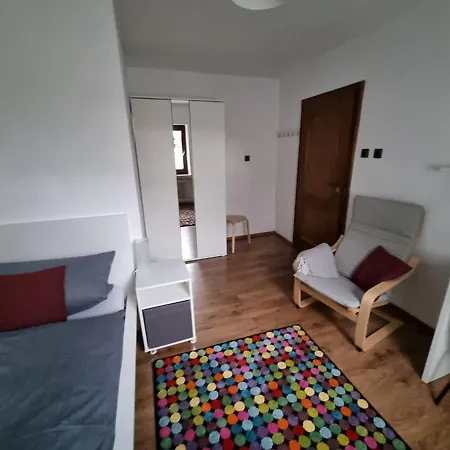 Ferienwohnung Mit 3 Schlafzimmern In Stukenbrock *