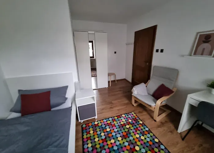 Ferienwohnung Mit 3 Schlafzimmern In Stukenbrock *